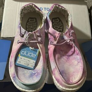 Wendy youth girl hey dudes